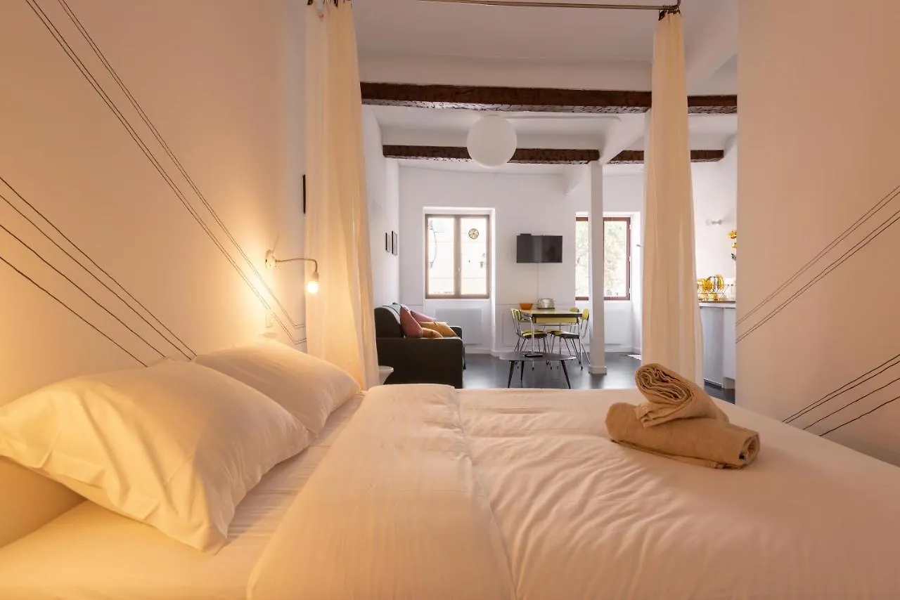 Mini Loft Au Coeur Du Panier - Marseille Διαμέρισμα 0*,  Γαλλία