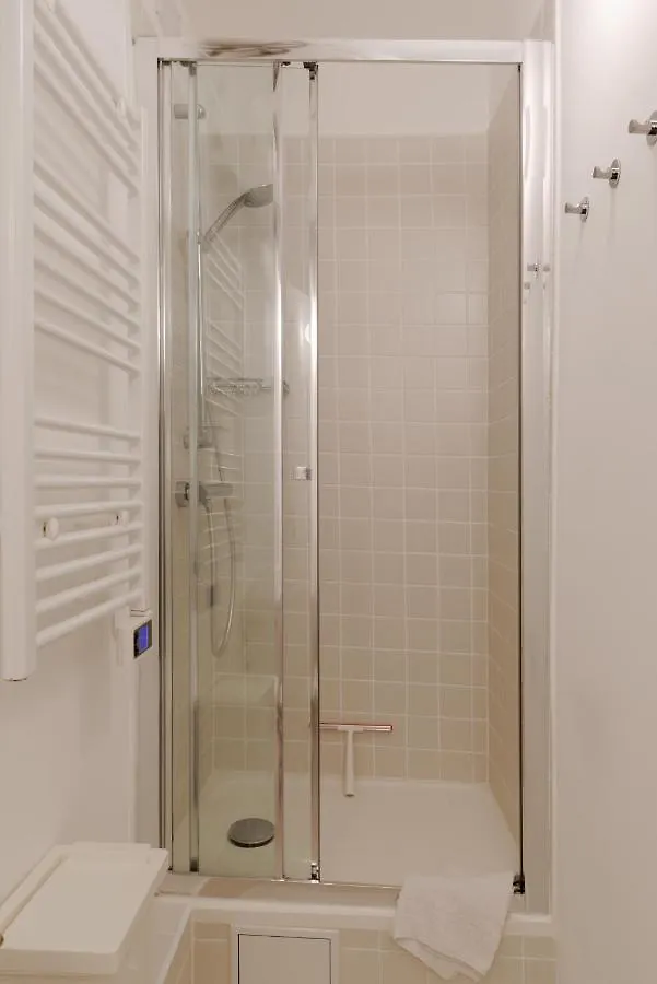 Mini Loft Au Coeur Du Panier - Marseille Διαμέρισμα 0*,  Γαλλία